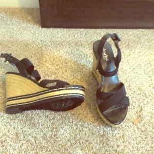 Charles David wedges